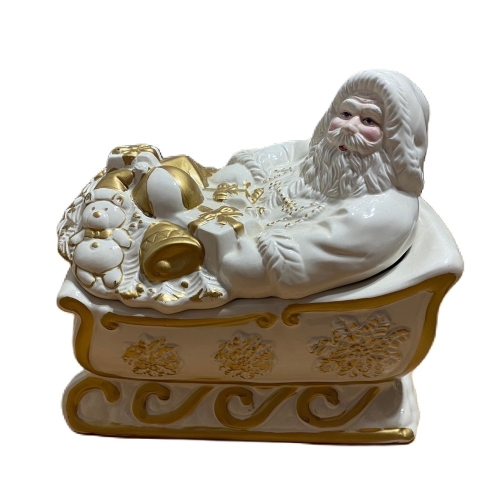 Vintage Santa Clause in Sleigh Cookie Jar World Bazaars White Cold Ivory Ceramic